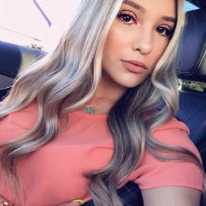 Meet your Posher, Cindy